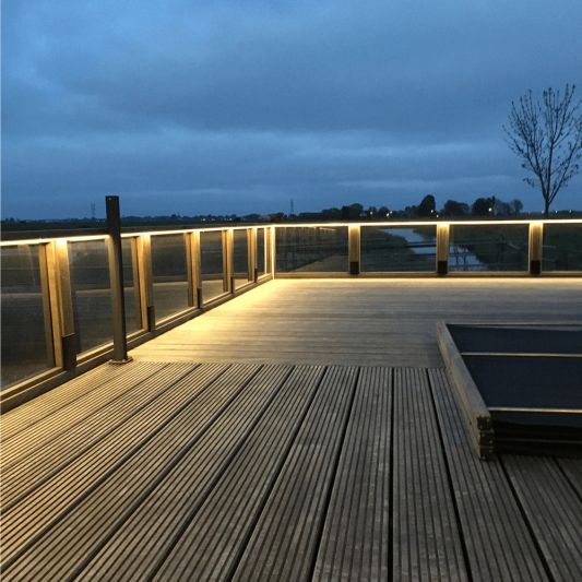 17 Meter Warmweißer LED Streifen für Außen komplettes Set