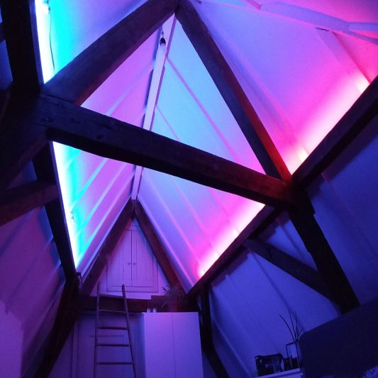 2 Meter komplettes Set RGBW LED Streifen mit Zigbee Steuerung