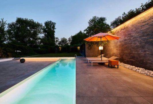 5 Meter Warmweißer LED Streifen für Außen einzelner Streifen