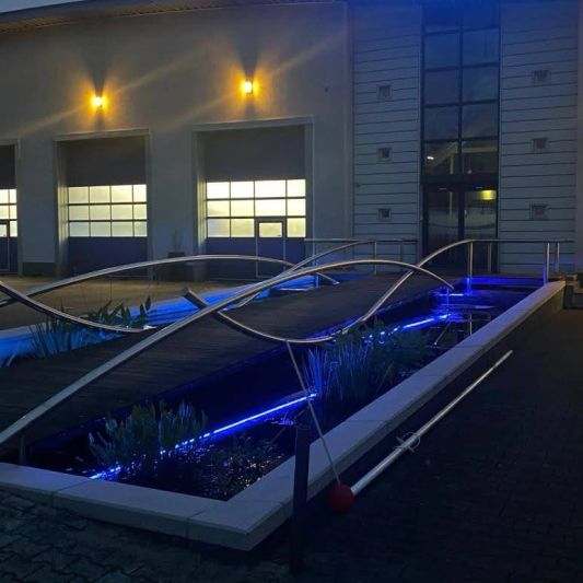 6 Meter RGB Neon Flex Midi gerade - komplettes Set Neon Beleuchtung mit Erdspieß