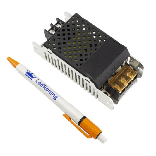 72W - 12V / 6A professionelle Stromversorgung Slim Line für LED Streifen