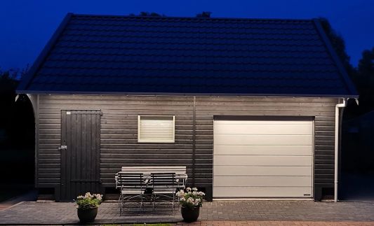 8 Meter Neutralweißer LED Streifen für Außen komplettes Set