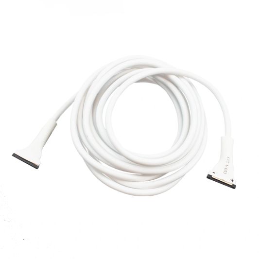 Verbindungsstücke mit 250 cm RGBW Kabel ohne zu löten