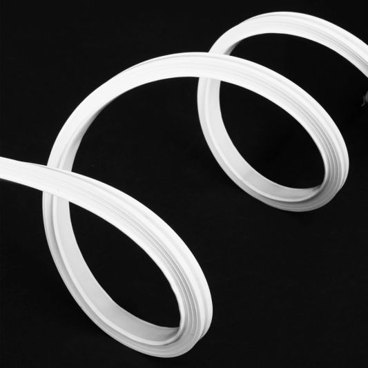 LED Streifen im flexiblen weißen Einbauprofil | Hellweiß | 5 Meter Set