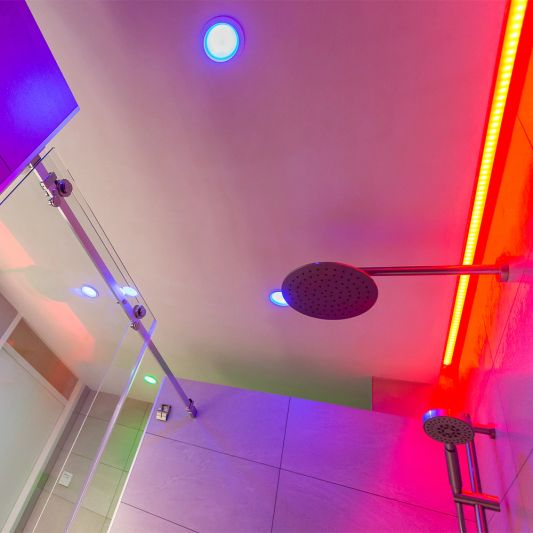 LED Streifen Profil breit Aufbau niedrig 4 Meter