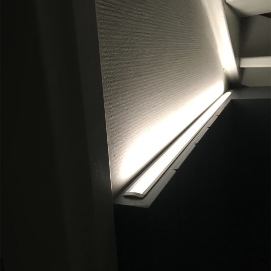 Led Streifen Profil Einbau hohes Modell- komplett mit Abschlusskappe 3 Meter 15 mm hoch