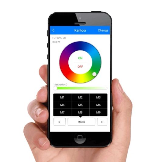 Milight RGBW WLAN LED Lampe 9W E27 fitting mit WLAN Modul