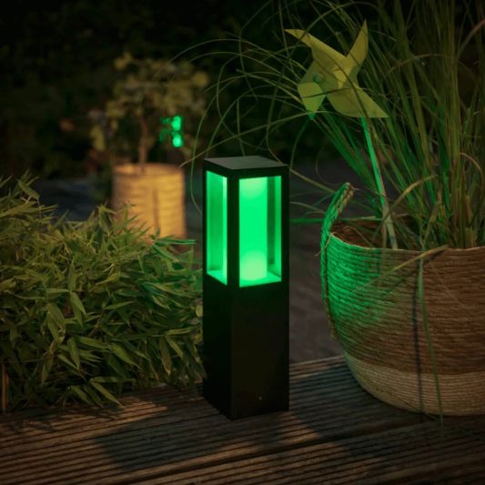 Philips Hue Outdoor beeindruckt Sokkel Extension Starter Set