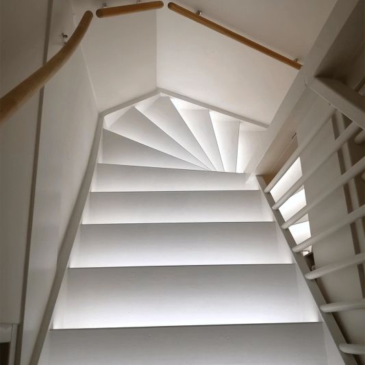 Treppenbeleuchtung LED Streifen Neutralweiß – komplettes Set 130 CM