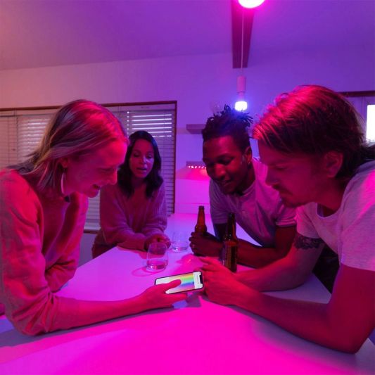 Yeelight smarte LED Lampe - E27 Fassung - RGBWW Multicolor und weiß