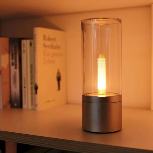 Yeelight Smarte Tischlampe – Extra Warmweiß