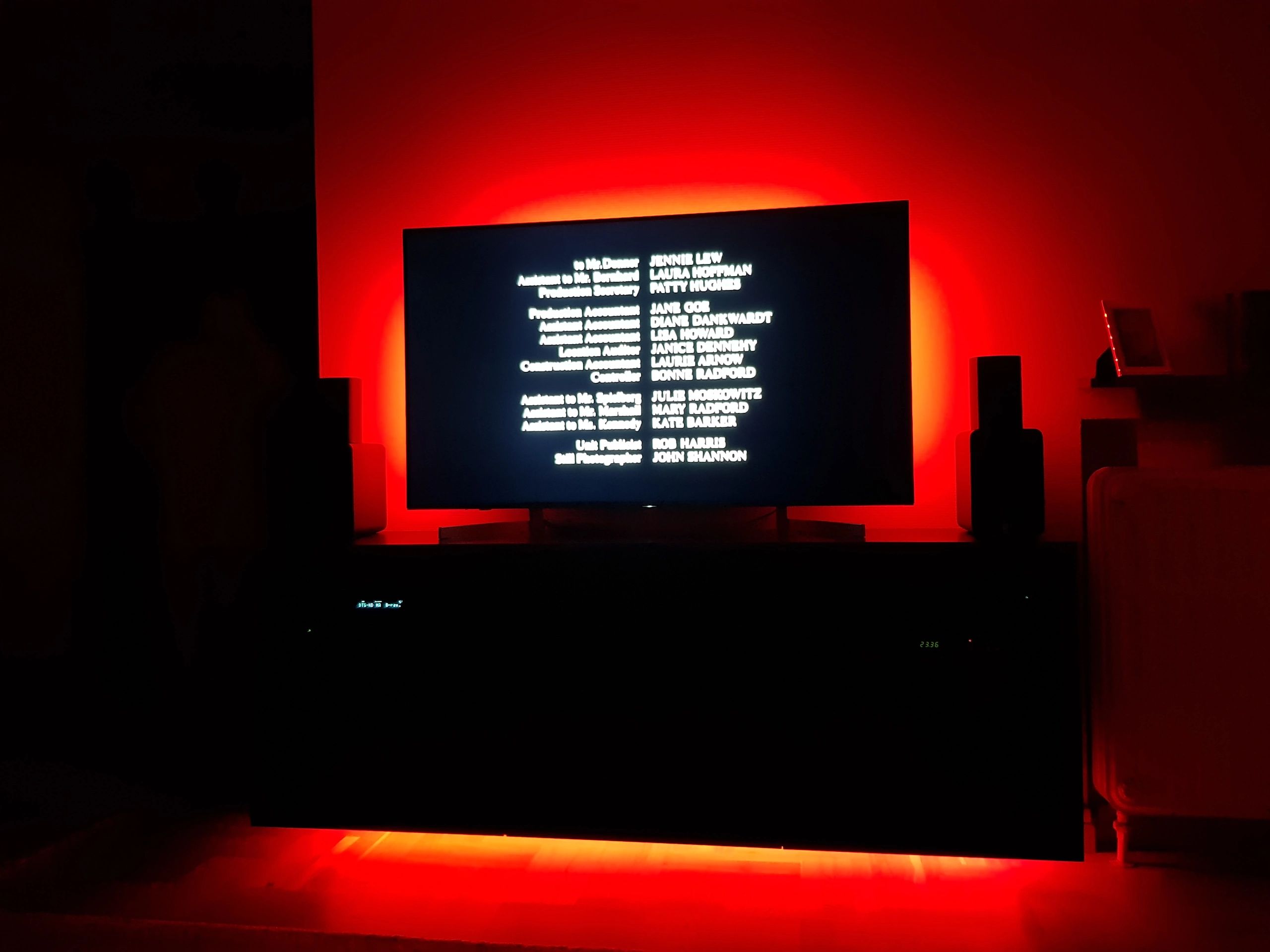 TV backlight Set mit 3 RGBWW Led Streifen für TV’s 40-50 inch