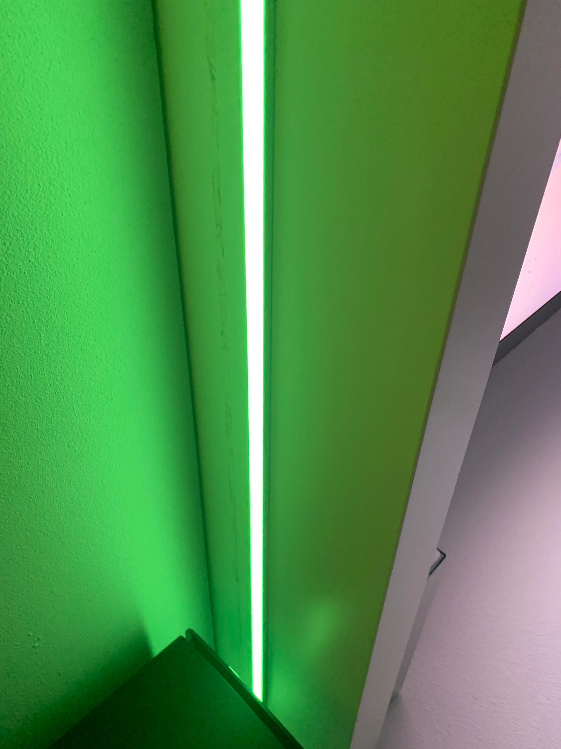 Led Streifen Profil breit Aufbau tiefes Modell - komplett inklusiv Abschlusskappe 1 Meter