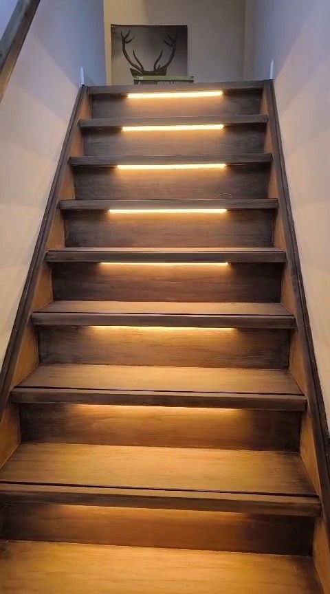 Treppenbeleuchtung LED Streifen Warmweiß komplettes Set 50 CM