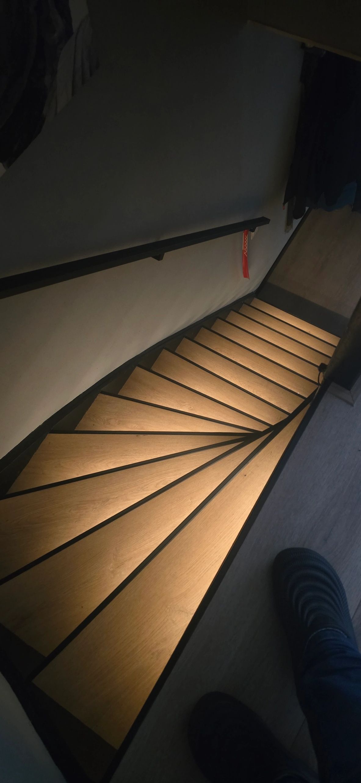 Treppenbeleuchtung COB LED Streifen warmweiß komplettes Set 130 cm