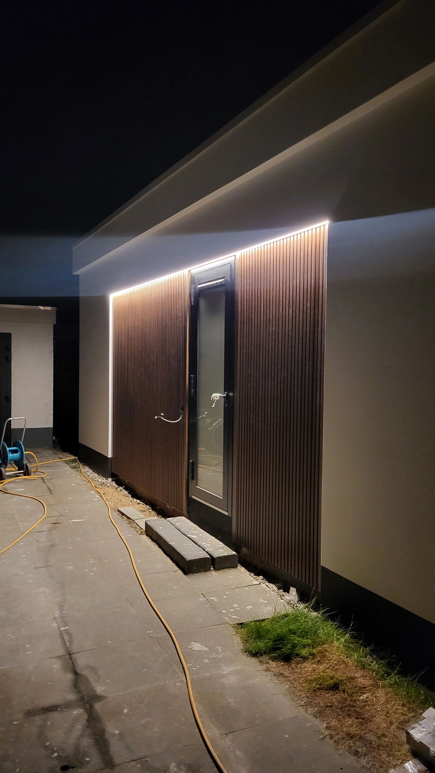 5 Meter COB Led Streifen IP65/67 24V - warmweiß 3000K - 384 Leds p/m