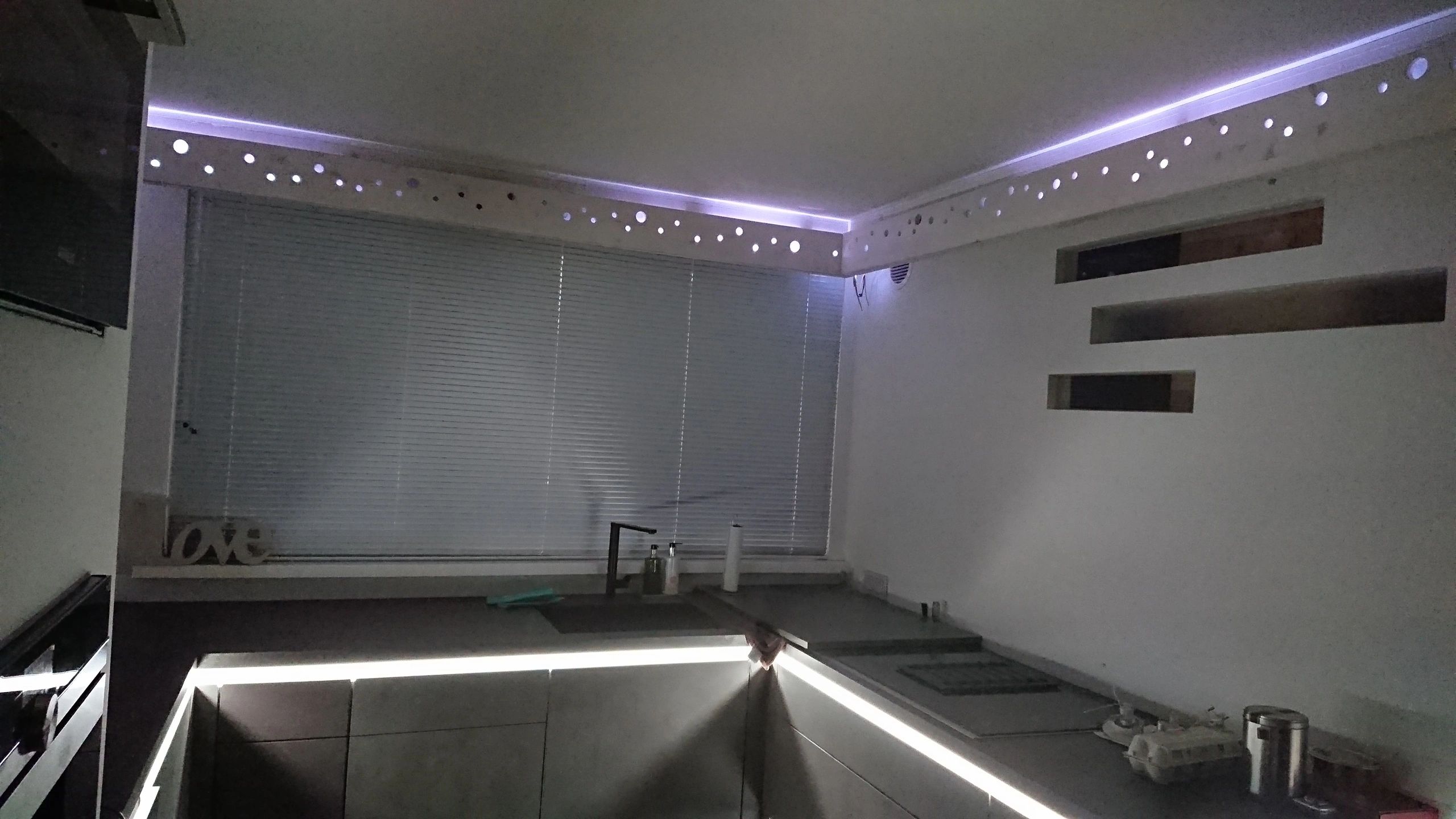 30 Meter WS2811 digitales RGB LED Streifen Set - Basic