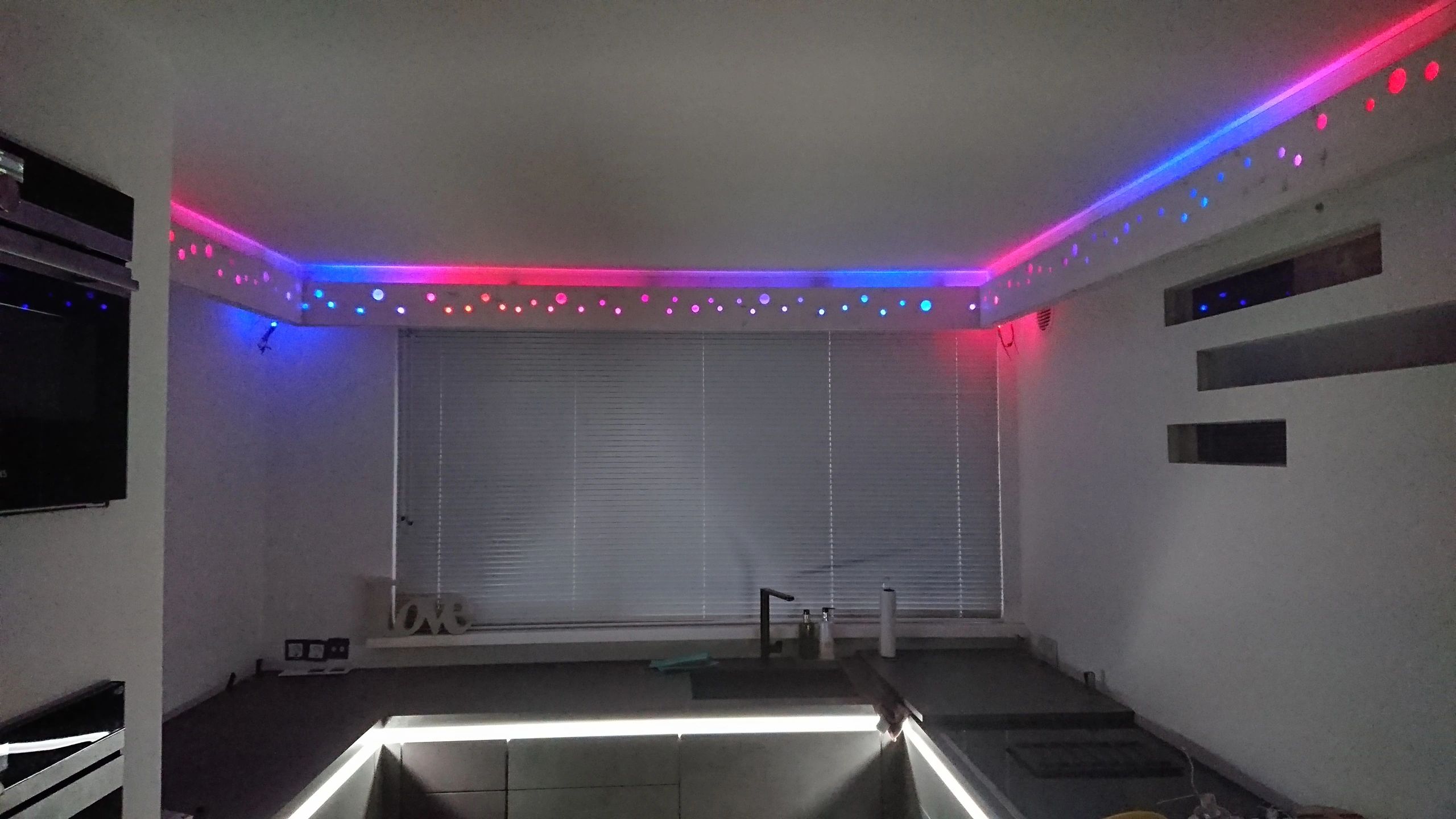 30 Meter WS2811 digitales RGB LED Streifen Set - Basic