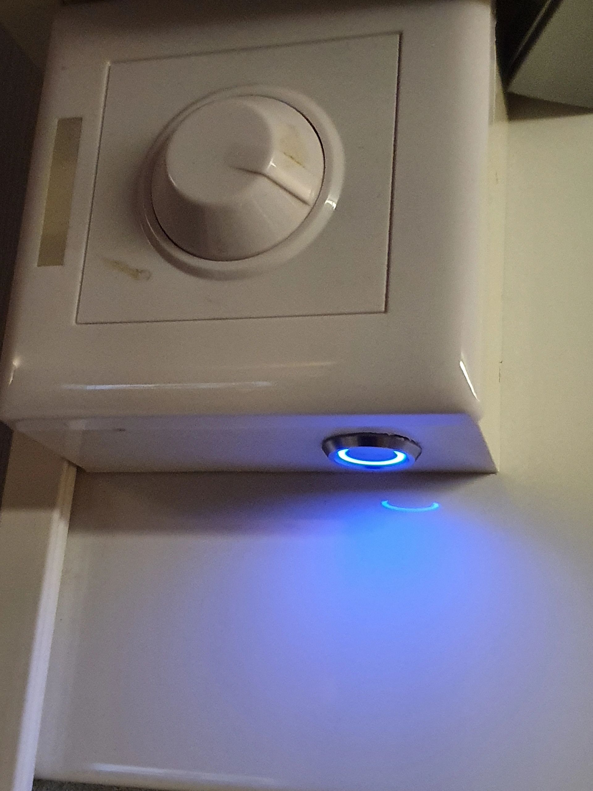 24 Watt - 12V / 2A Adapter für LED Streifen