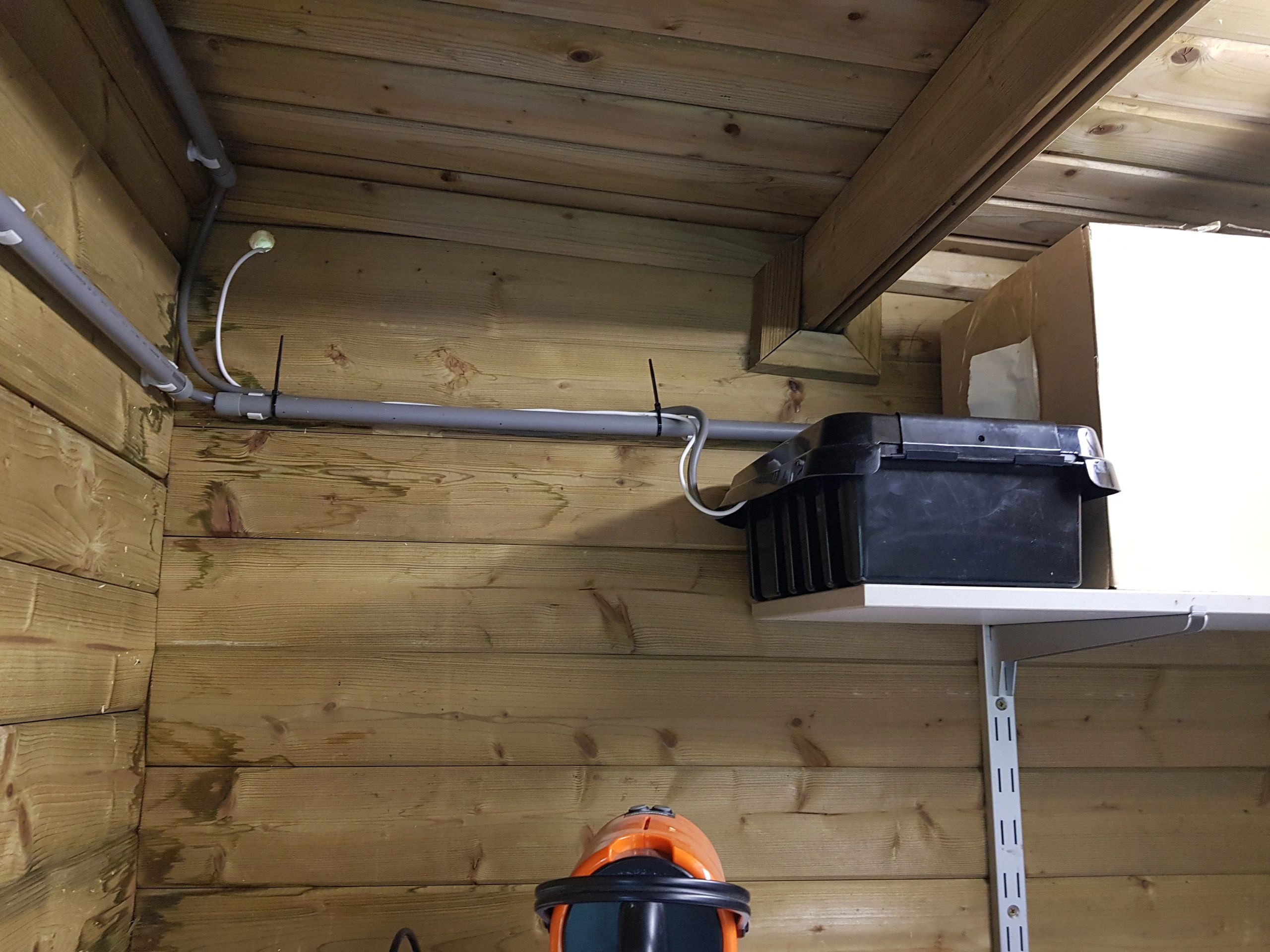 Wasserdichtes Gehäuse Dribox für Adapter und Steuerung