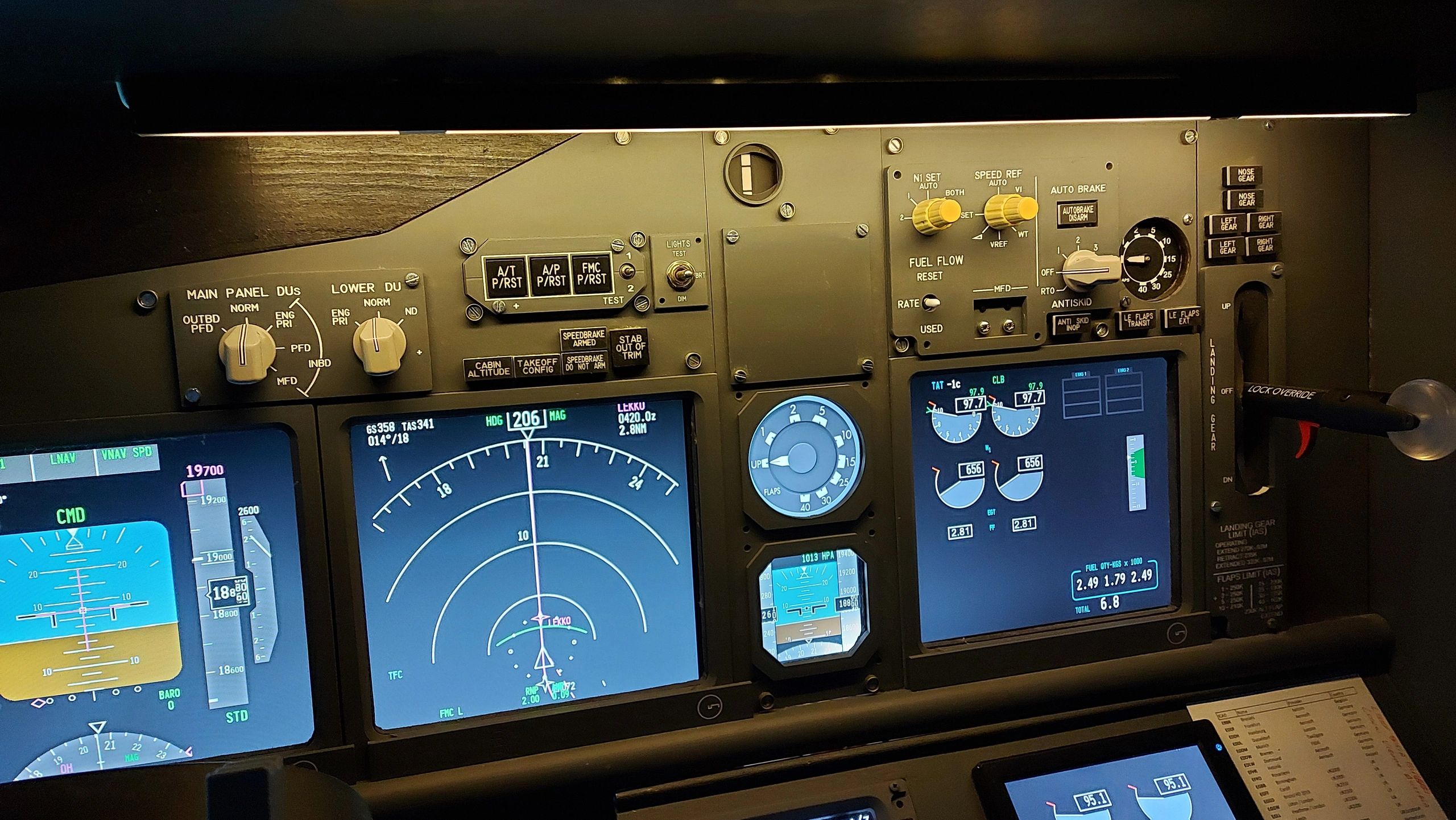 Led Streifen Profil Ecke in schwarz - Slim line - komplett inklusiv Abschlusskappe 1 Meter