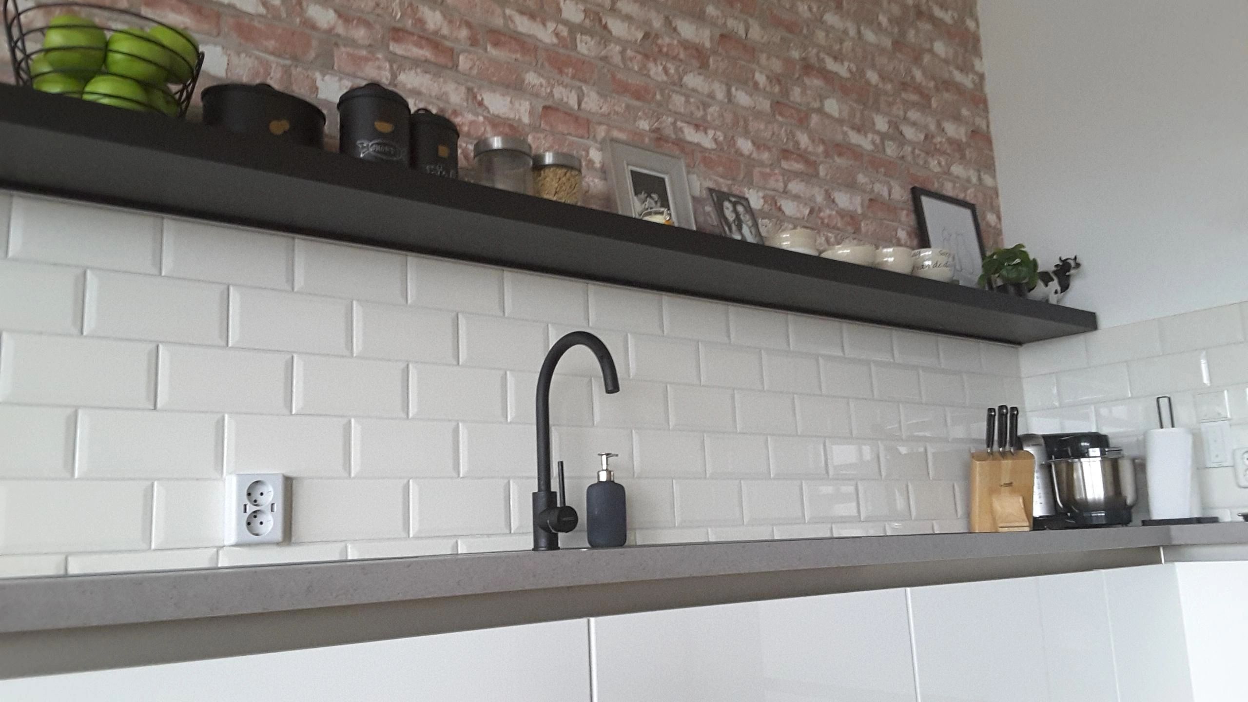 Aluminium LED Streifen Profil schwarz Einbau 3M Slim Line - 7 mm hoch - komplett mit AbschlusskAppe