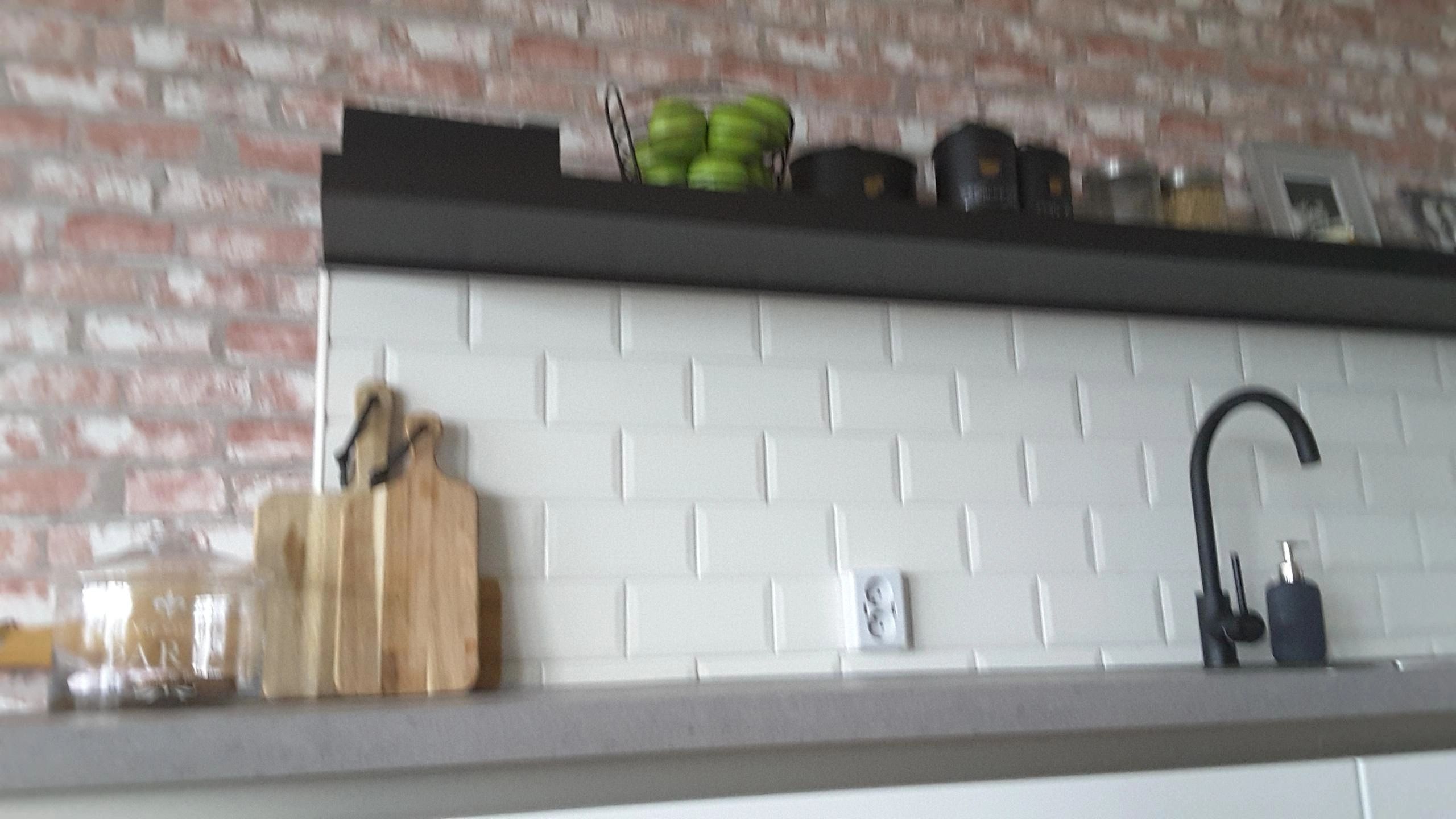 Aluminium LED Streifen Profil schwarz Einbau 3M Slim Line - 7 mm hoch - komplett mit AbschlusskAppe