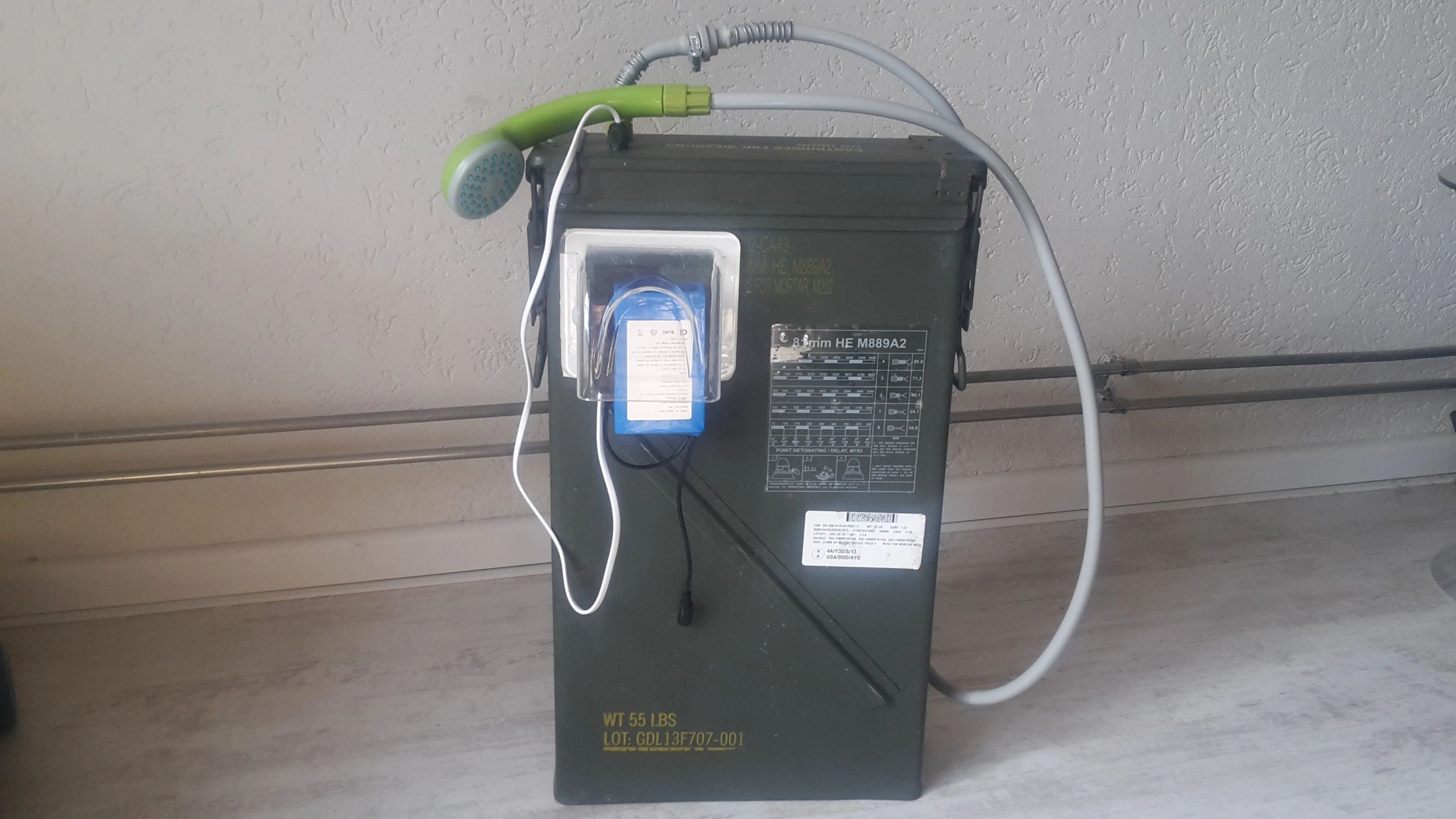 Led Streifen Akku/Batterie 12V mit Auflader