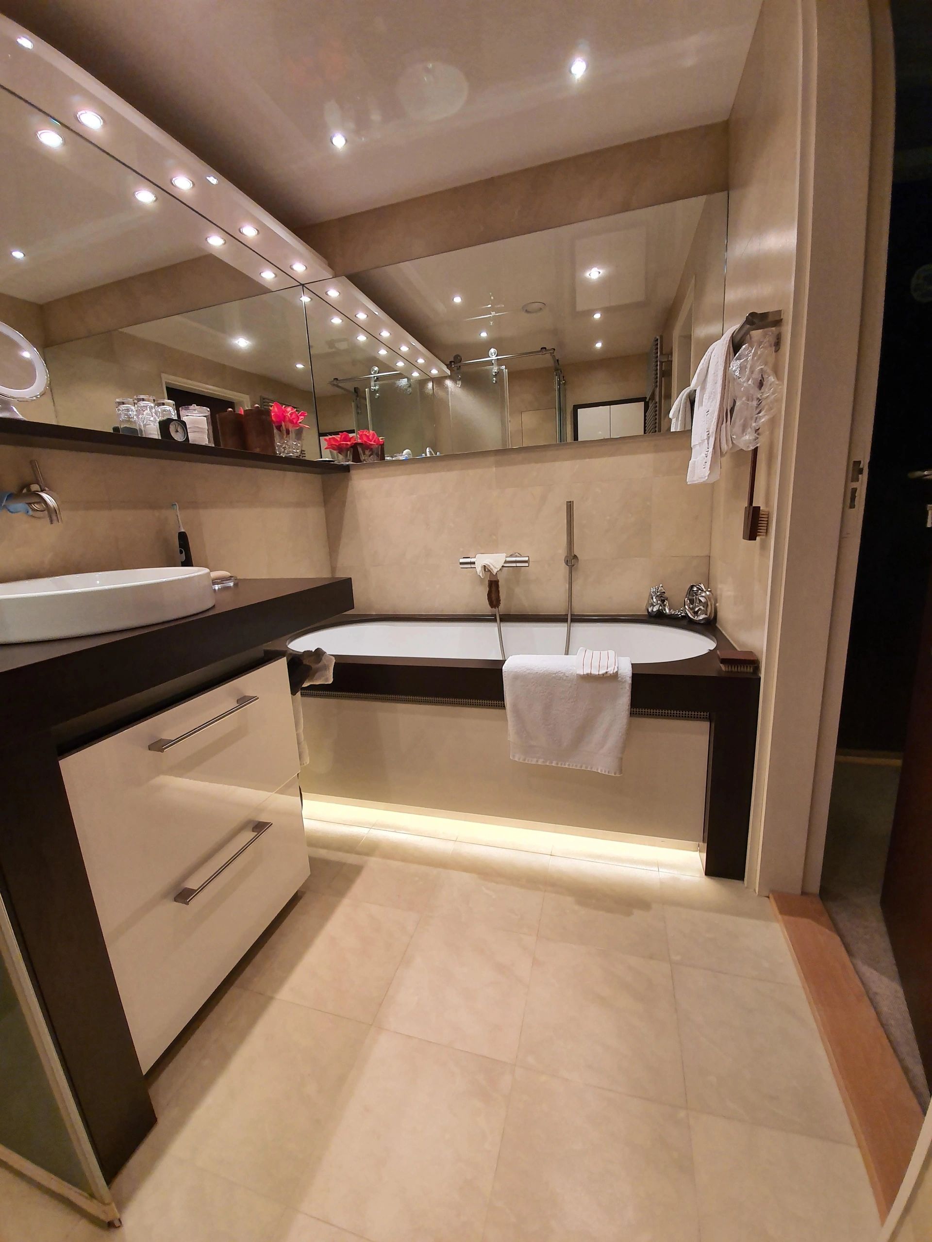 LED Leiste 2 Meter warmweiß Basic Plus - EinzelneLeiste mit 128 LEDs pro Meter