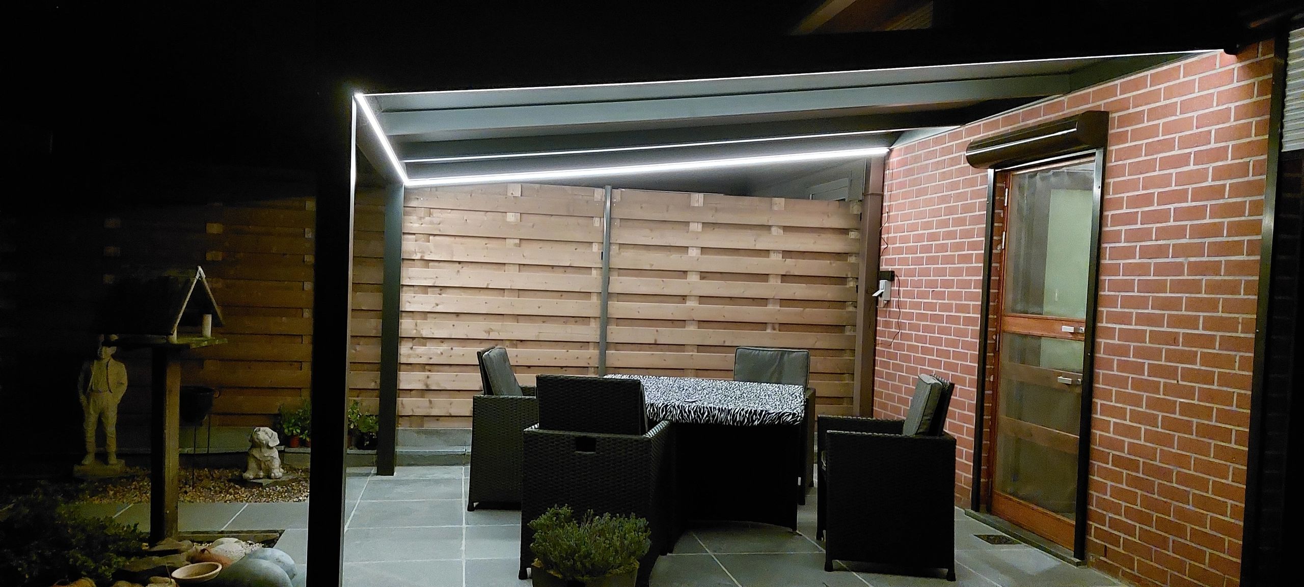 144 Watt - 24V / 6A Adapter für LED Streifen