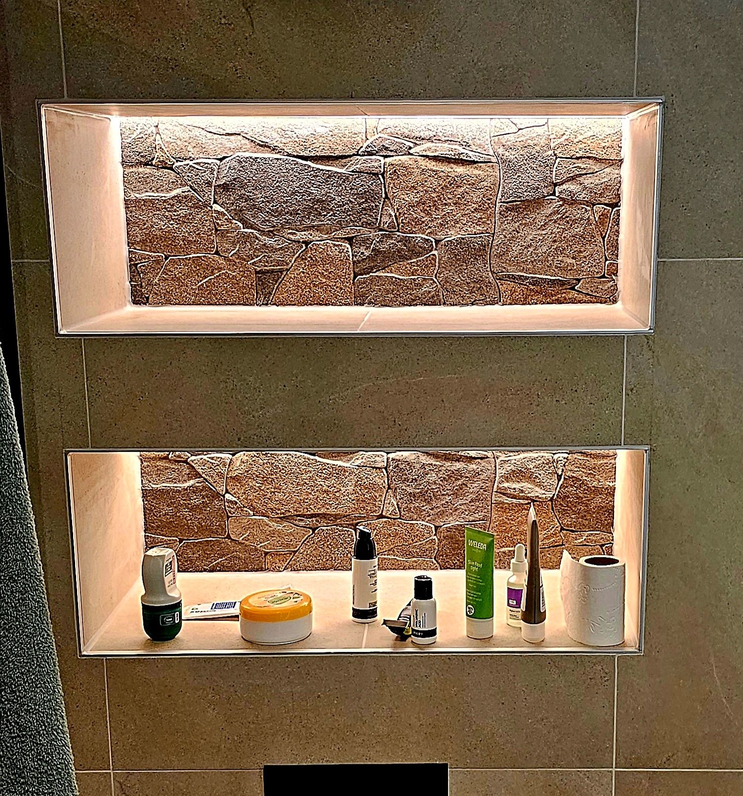 LED Fliesenprofil Stuckleiste Für LED - Stuckstop- 2 Meter - Schmale Variante