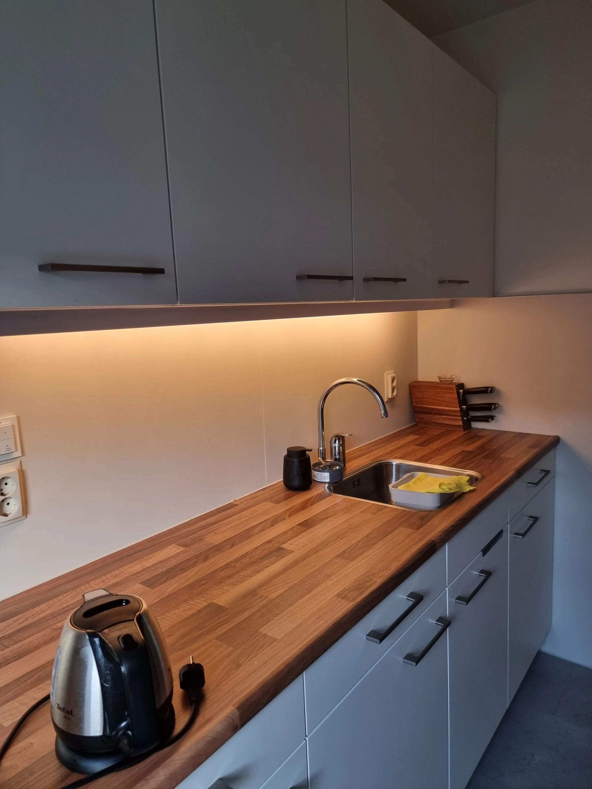 Led Streifen 20 Meter warmweiß - Komplettes Set Basic Plus - 128 Leds pro Meter