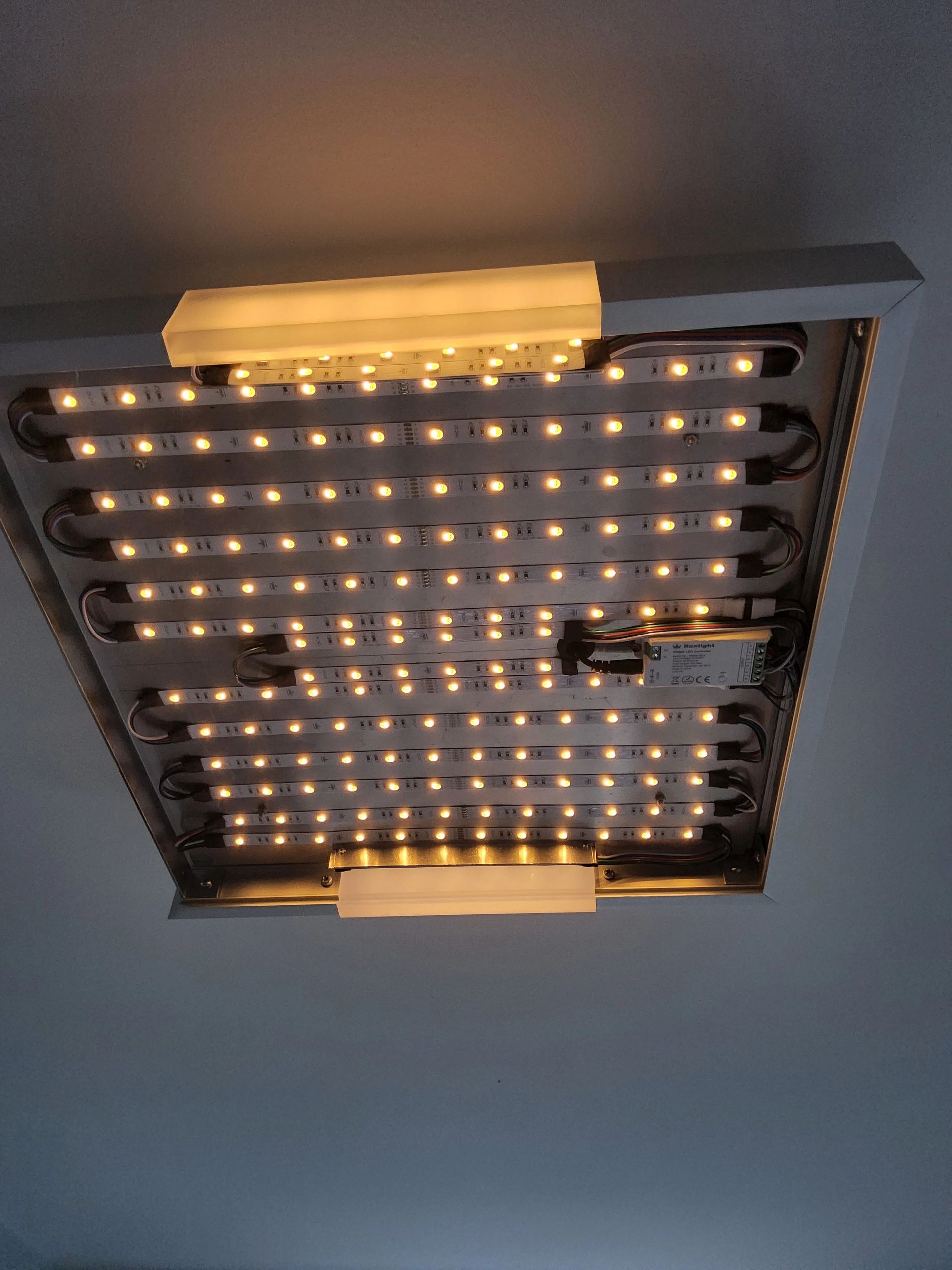 12 Meter RGBW LED Streifen komplettes Set - Basic 432 Led's