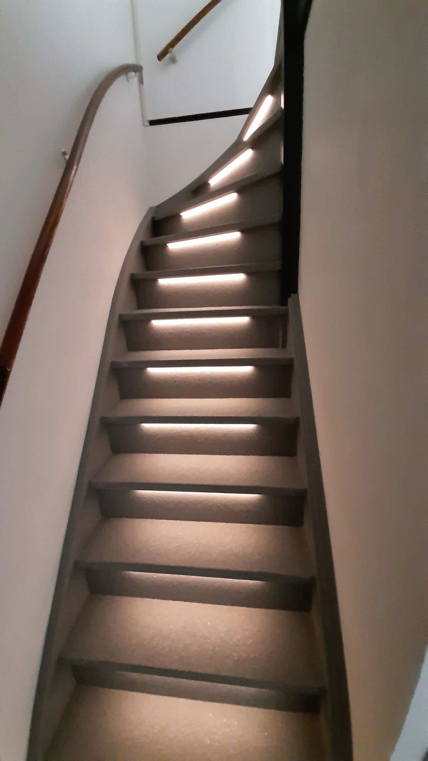 Treppenbeleuchtung LED Streifen warmweiß 50 cm - Komplettset inkl. Profil