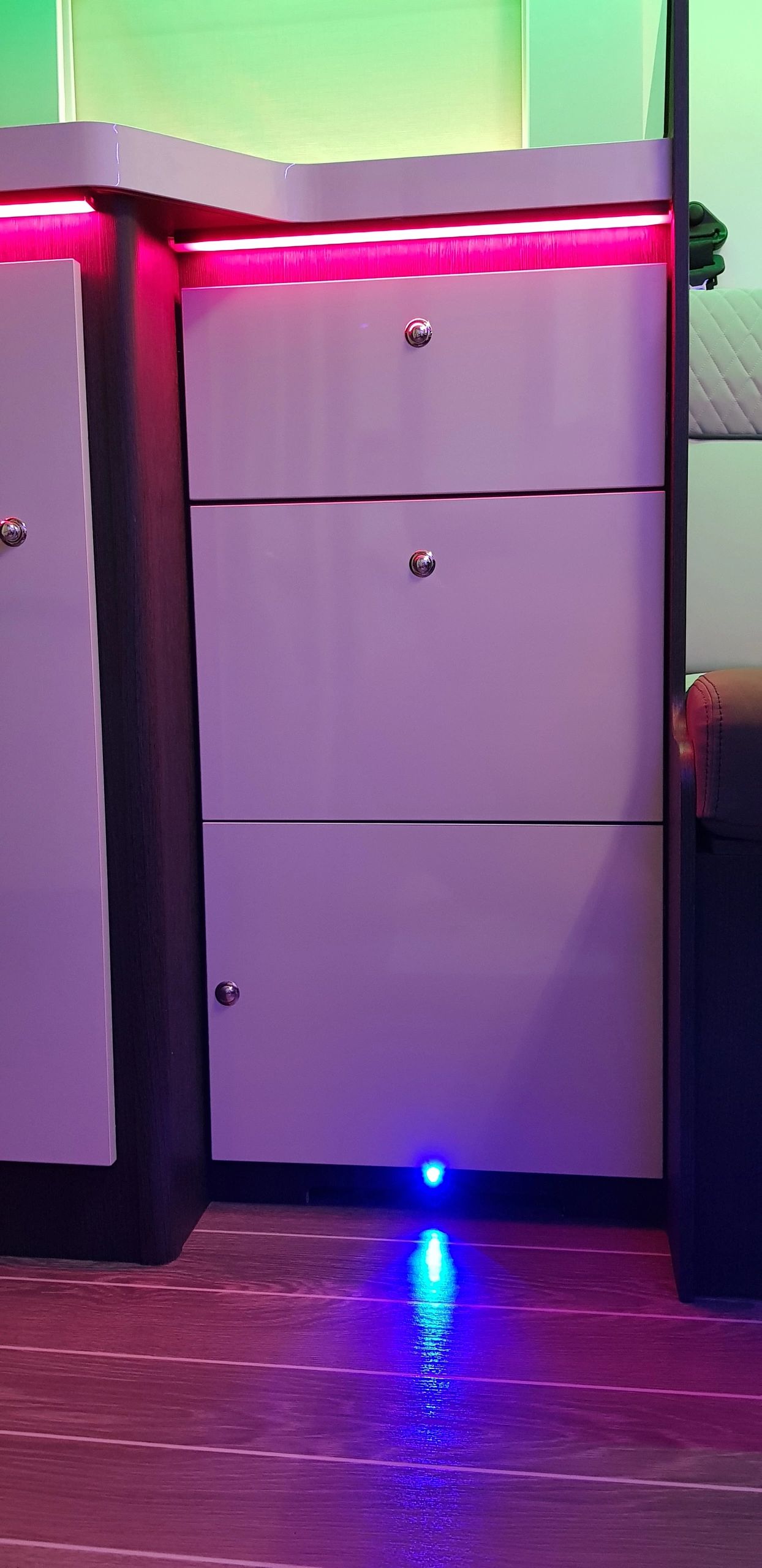 LED Streifen Controller mit eingebautem WLAN Modul - Geeignet für alle Arten von LED Streifen