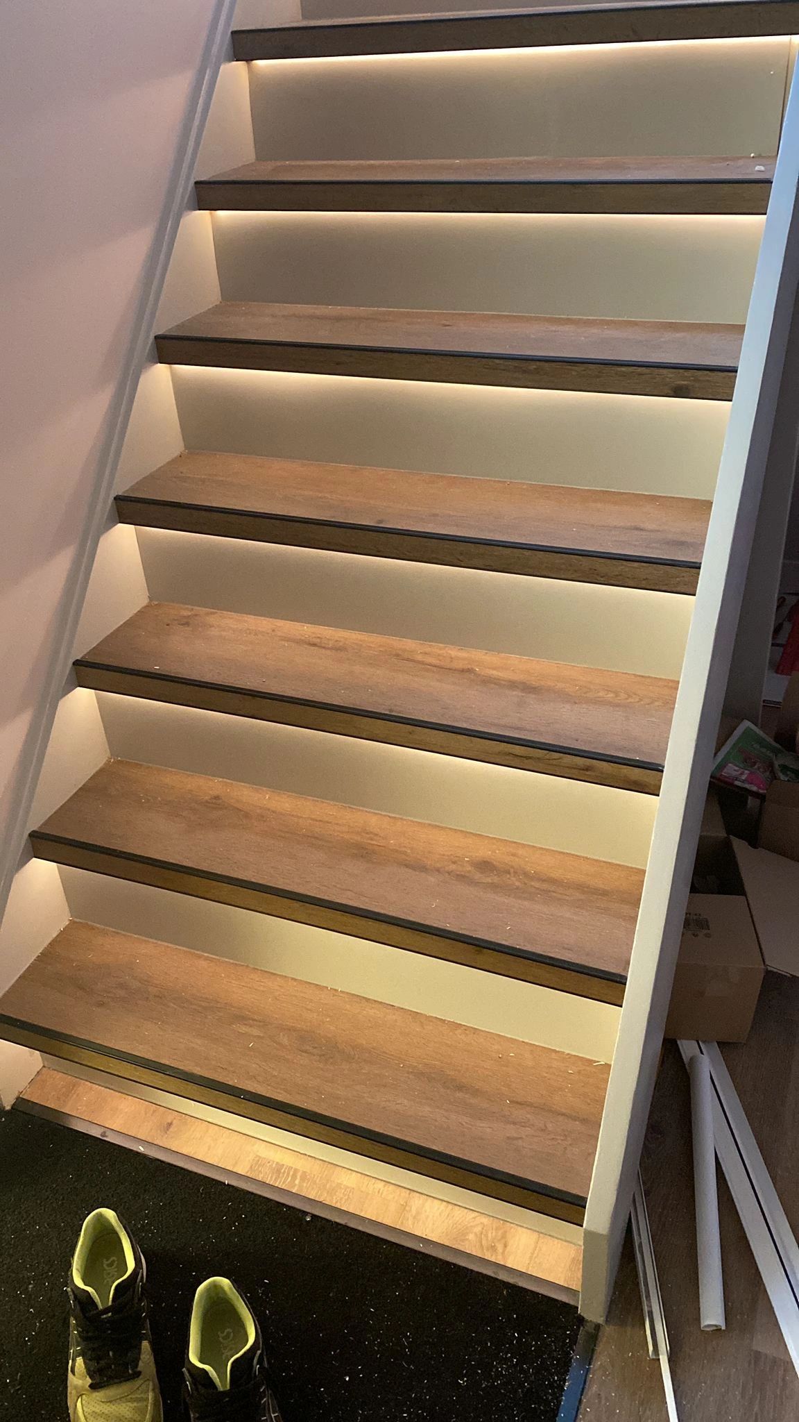 Treppenbeleuchtung COB LED Streifen warmweiß komplettes Set 130 cm