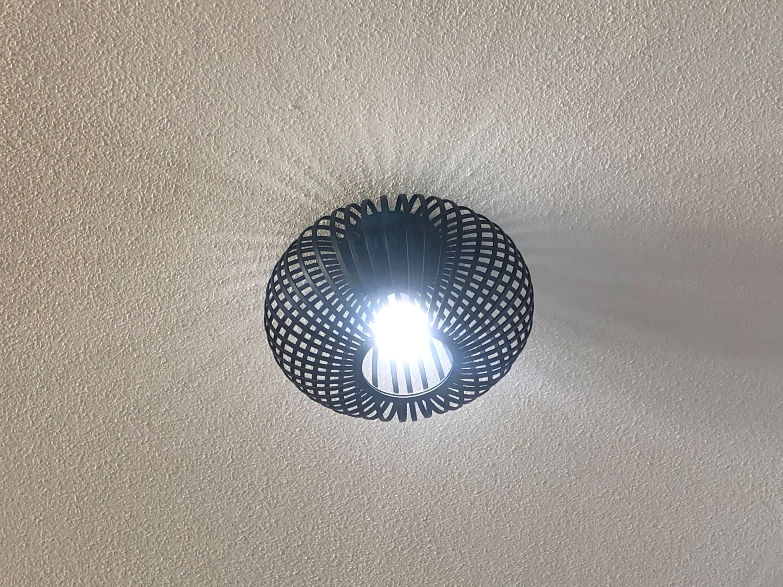 RGBWW LED Lampe mit Fernbedienung 6W E27 1 bis 4 Lampen