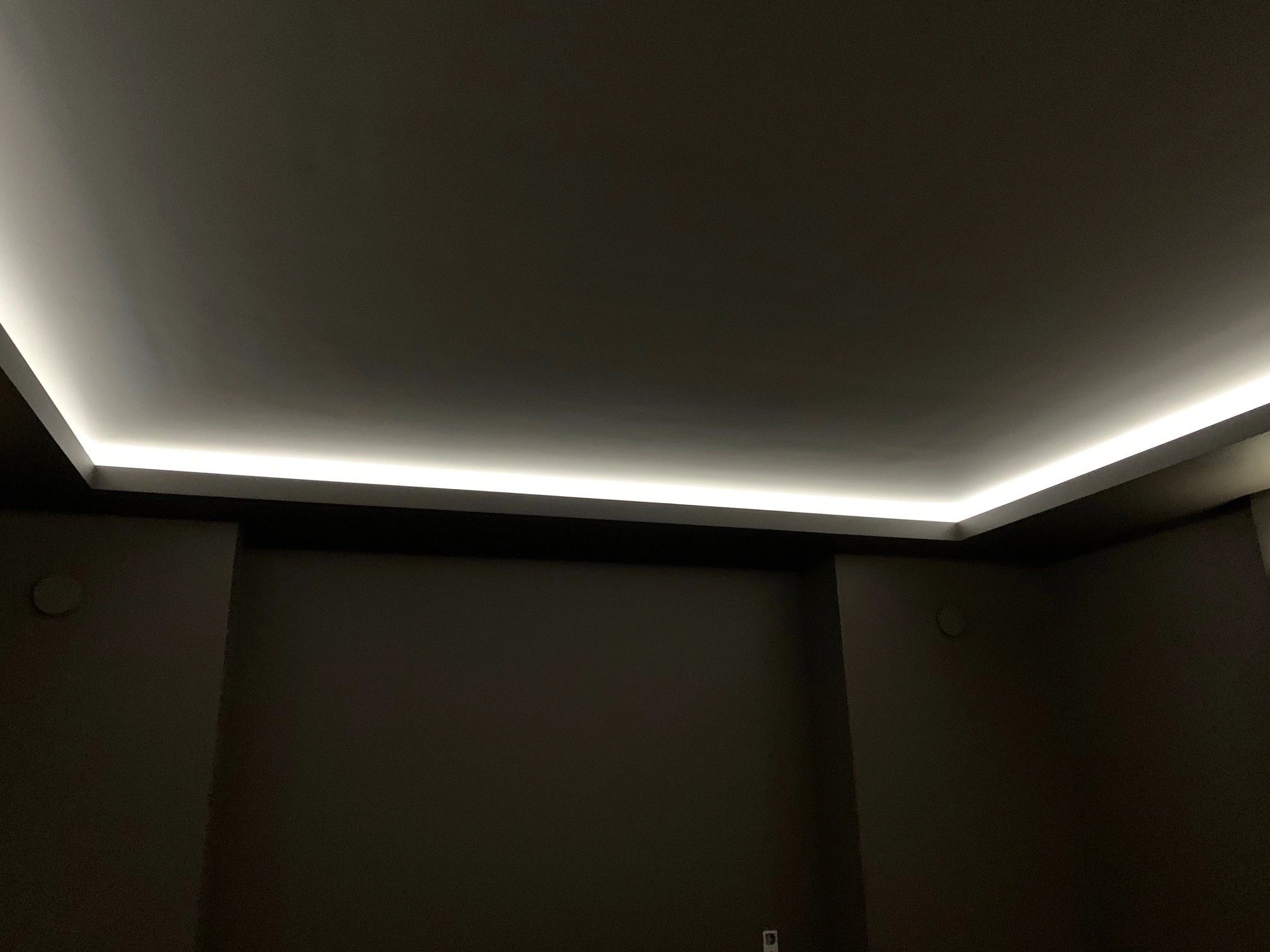 Led Streifen Profil Aufbau hohes Modell - komplett inklusiv Abschlusskappe 4 Meter 15 mm