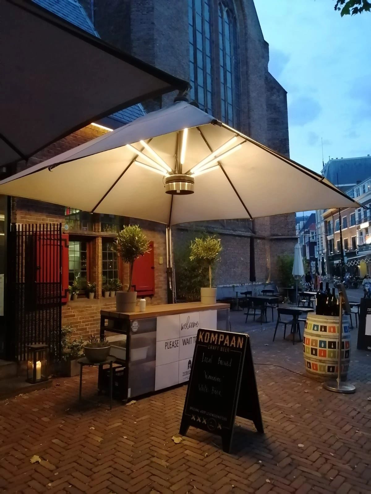 Sonnenschirmbeleuchtung LED Streifen Set Warmweiß - 8 LED Streifen