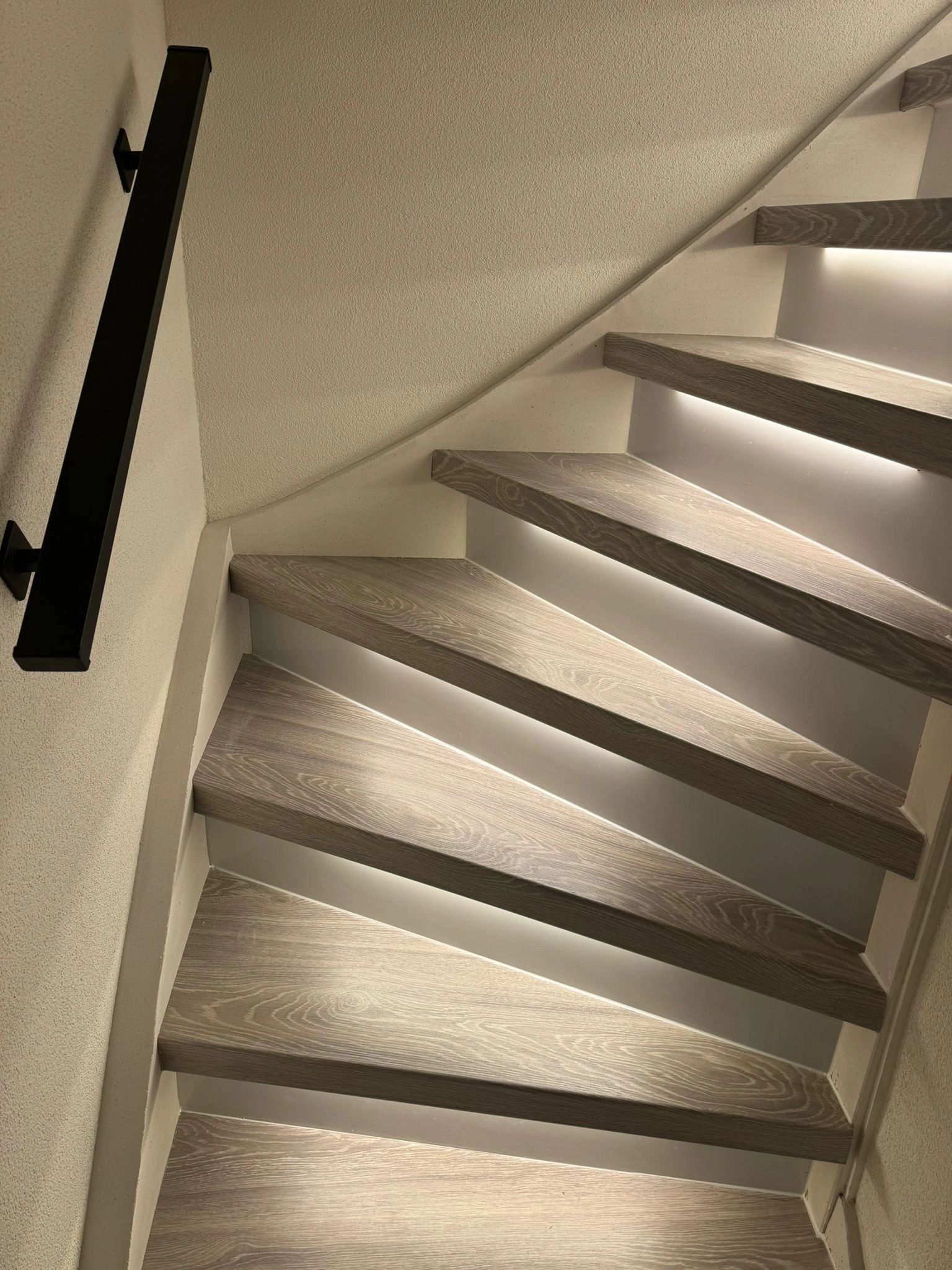 Treppenbeleuchtung LED Streifen warmweiß 50 cm - Komplettset inkl. Profil