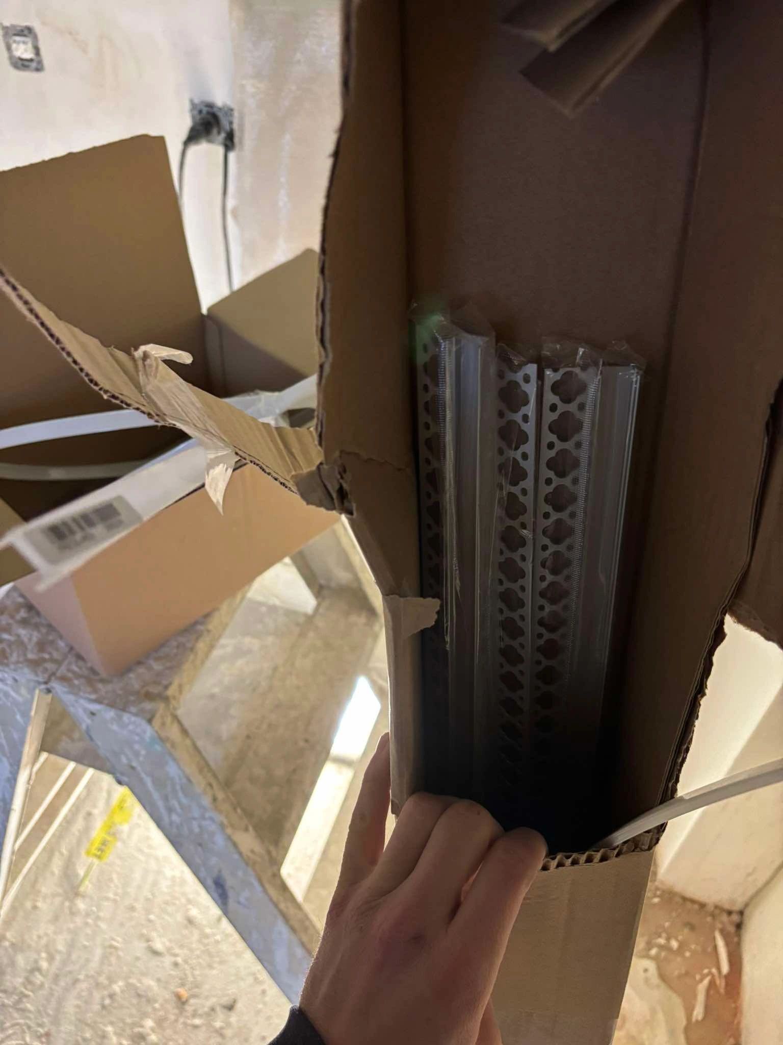 LED Fliesenprofil Stuckleiste Für LED - Stuckstop- 1,5 Meter - Schmale Variante