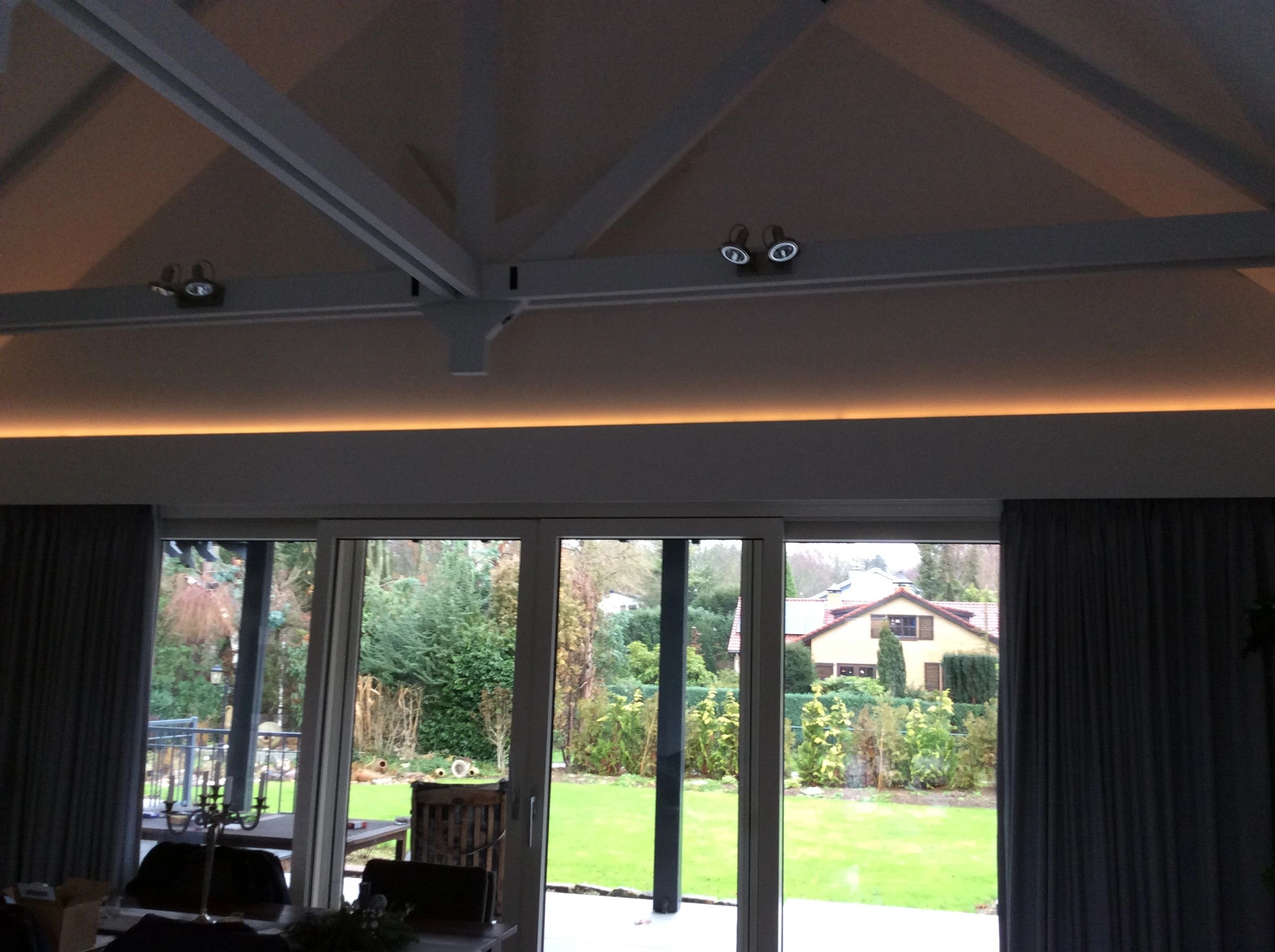 Kabelloser Dimmer für 4 Zonen RF System