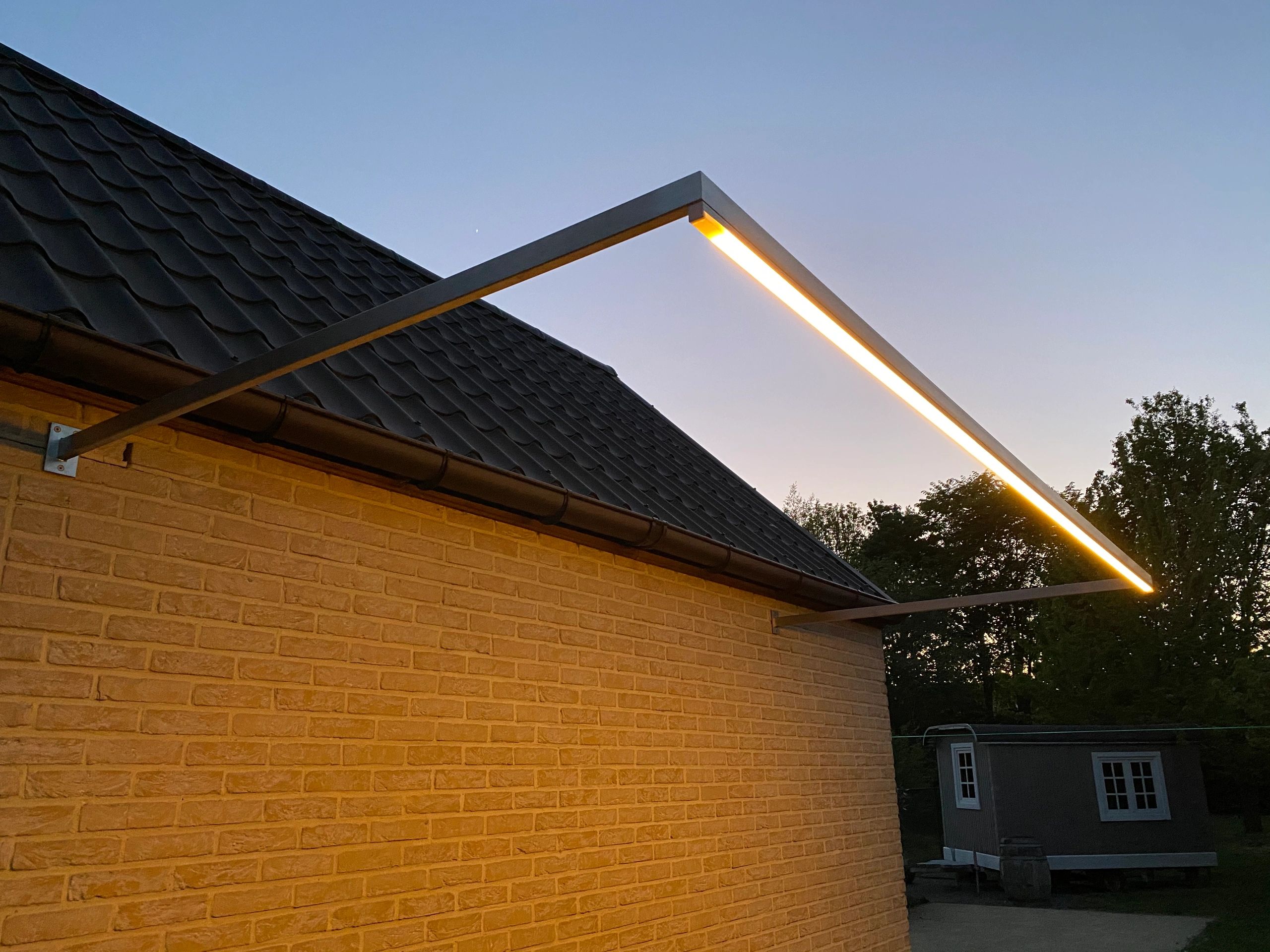 8 Meter RGBWW LED Streifen für Außen komplettes Set