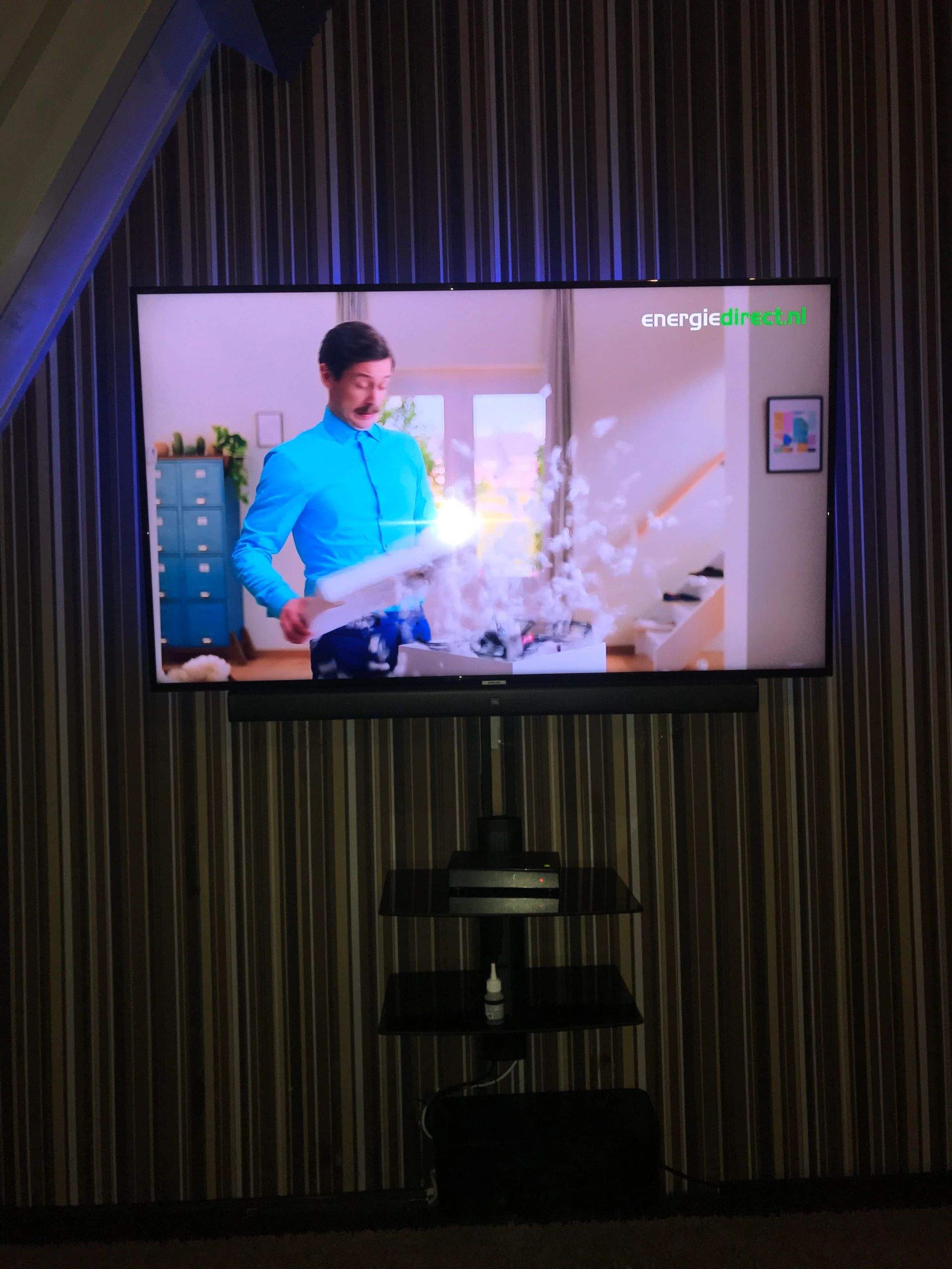 TV backlight Set mit 3 RGBWW Led Streifen für TV’s 40-50 inch