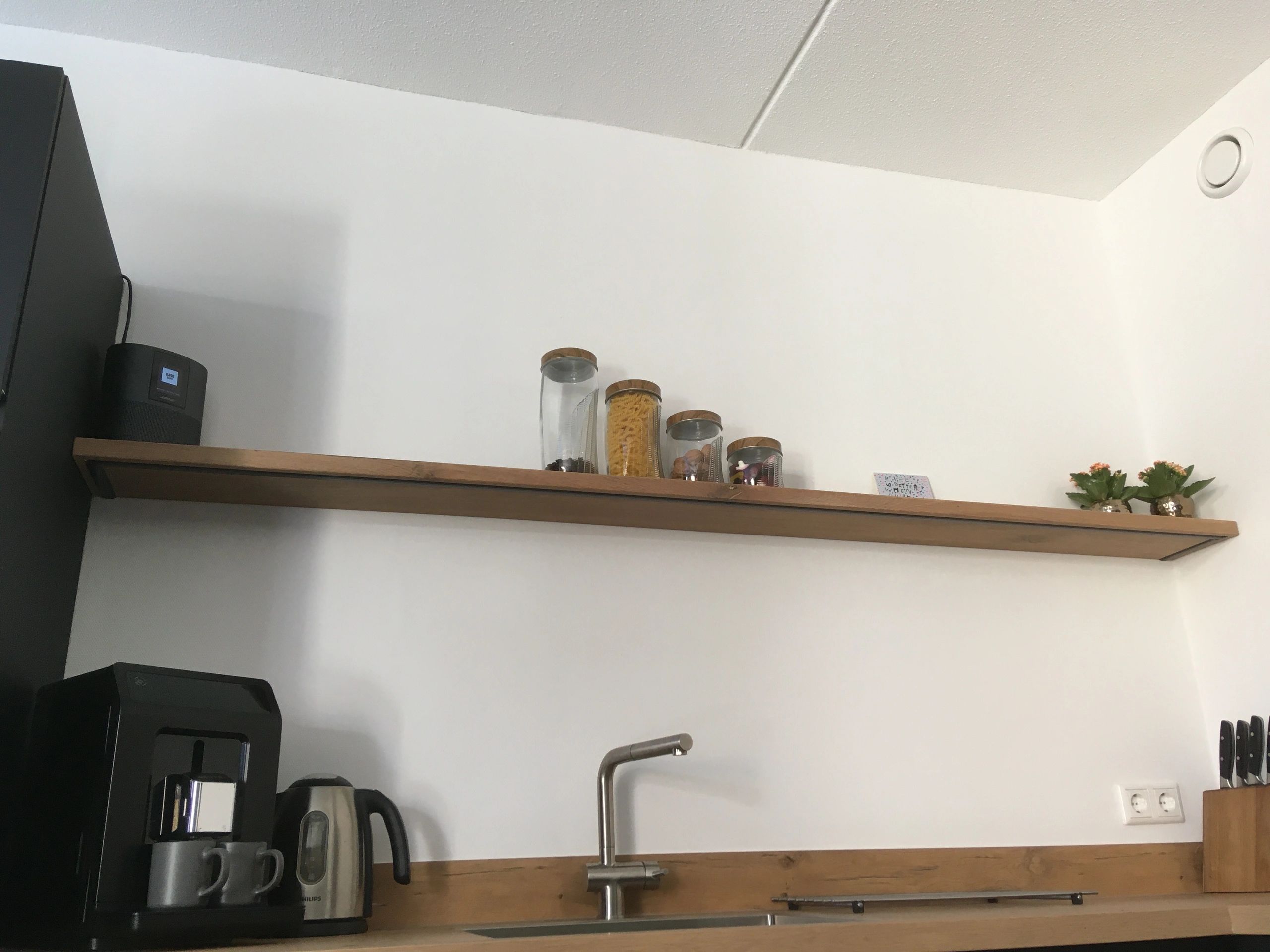 20 Meter komplettes RGBW -LED -Streifen mit Zigbee -Steuerung