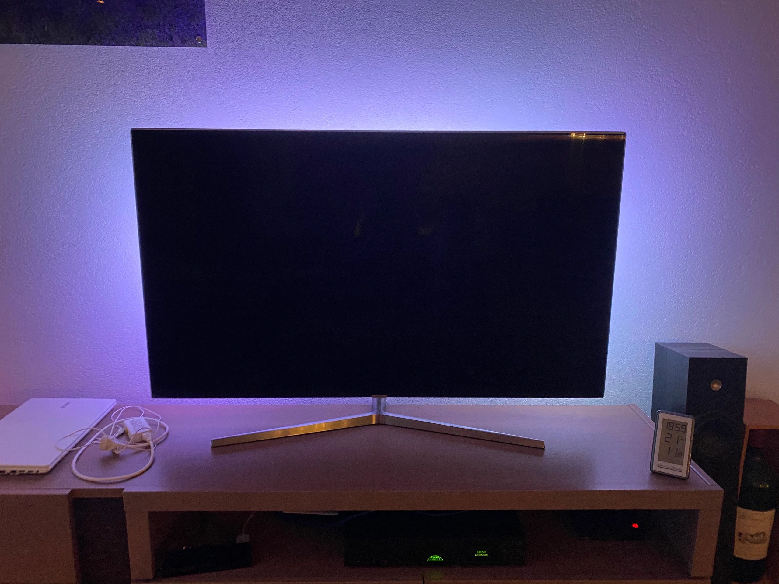 TV backlight Set mit 3 RGBWW Led Streifen für TV’s 40-50 inch