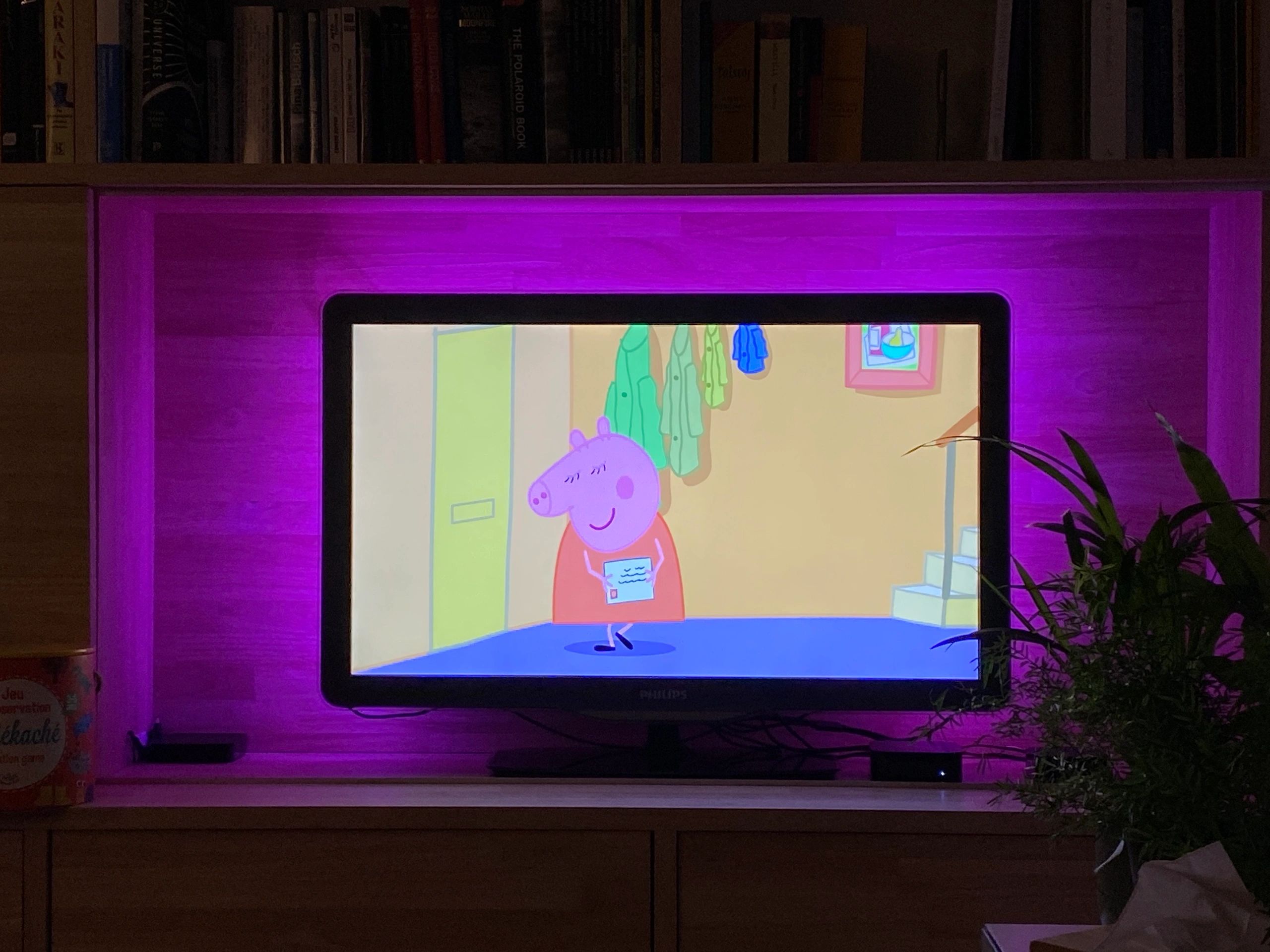 TV backlight Set mit 3 RGBWW Led Streifen für TV’s 40-50 inch