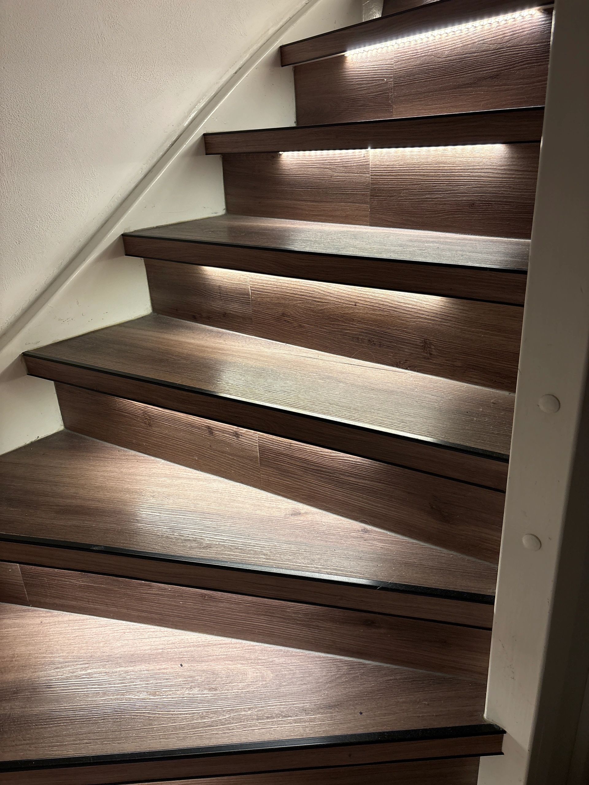 Lose Zigbee Steuerung um weiße LED Streifen zu bedienen