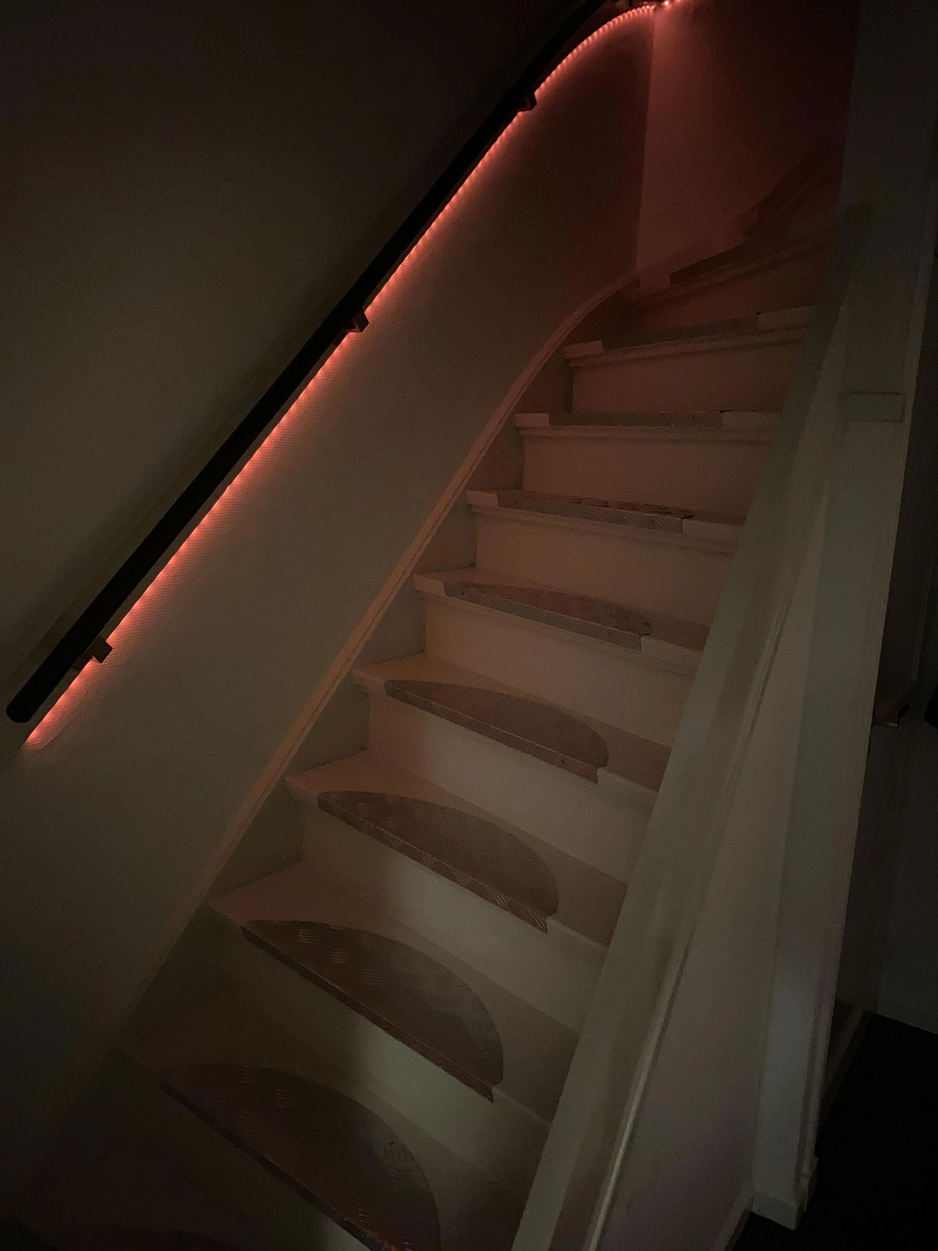 Einzelner Zigbee Steuerung für RGBWW LED Streifen zu bedienen mit der App