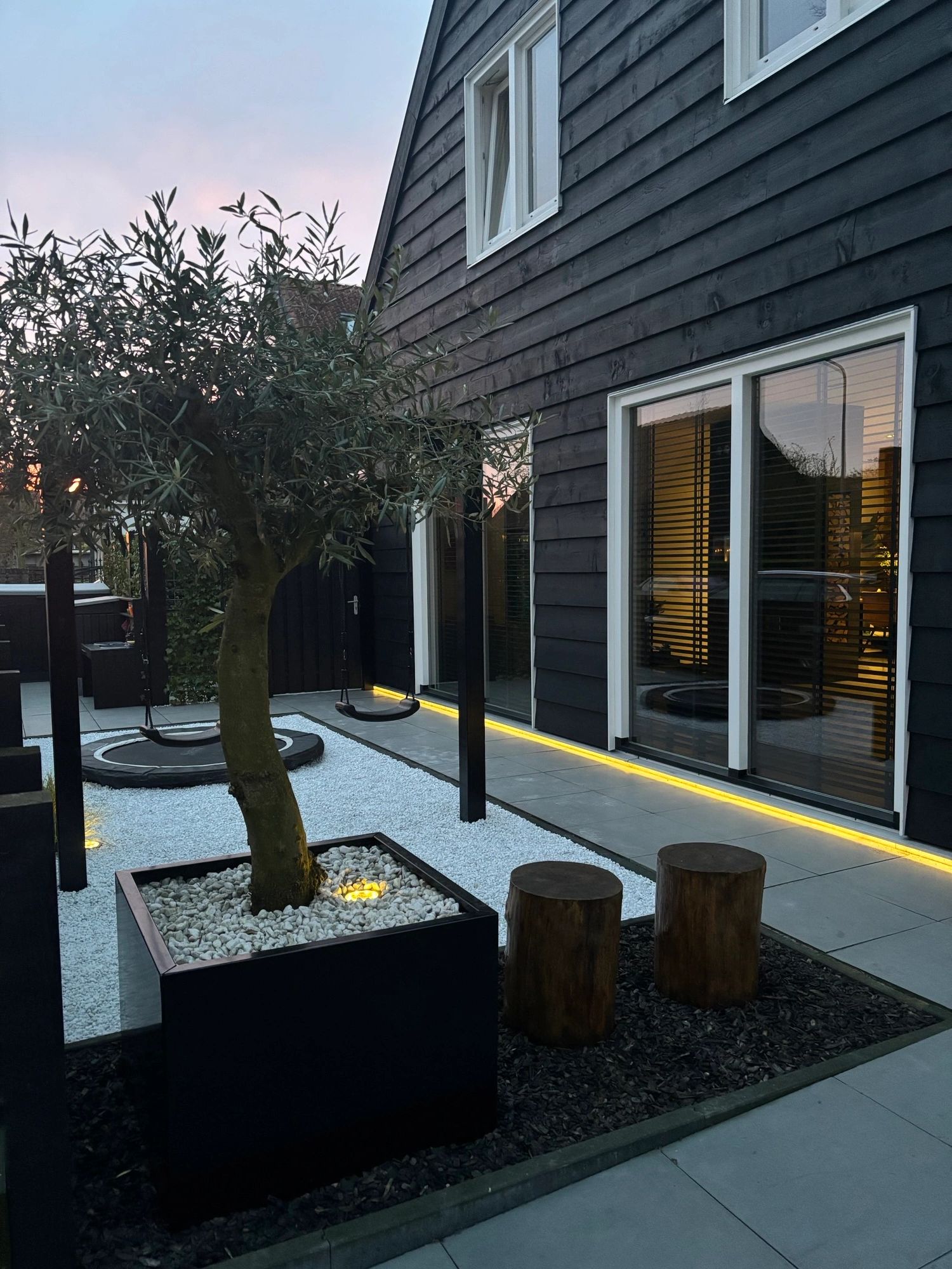 4 Meter Warmweißer LED Streifen für Außen komplettes Set